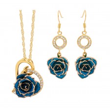 Blau glasierter Rosenblütenanhänger & Ohrringe. Herz-Design